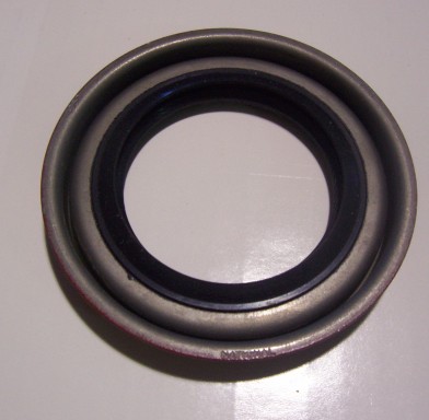 200 R4 Transmission Front Pump Seal