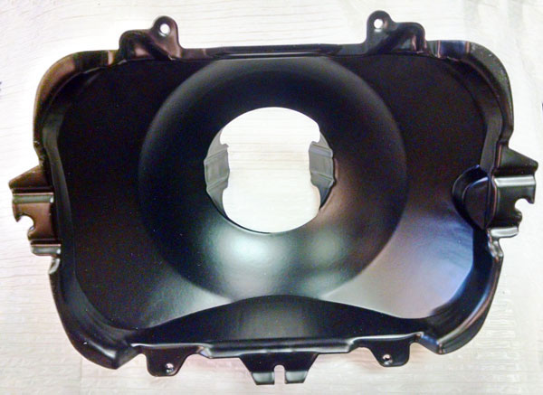 1978-1979 Cutlass Head Light Bucket and Retainer Kit